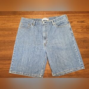 Levi's Men's 42 Waist 550 Relaxed Fit Medium Blue Wash Denim Y2K Dad Shorts